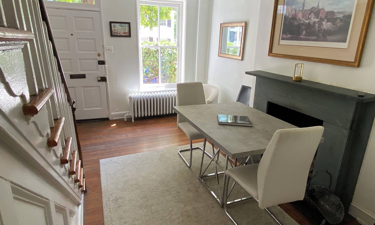 Georgetown House | Historic Georgetown Home - 4 BR 3 BA 3 levels