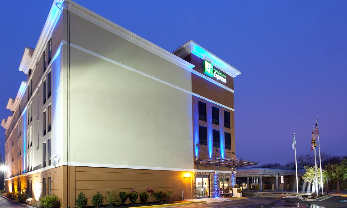 Hyattsville Hotel | Holiday Inn Express Washington DC - BW Parkway, an IHG Hotel