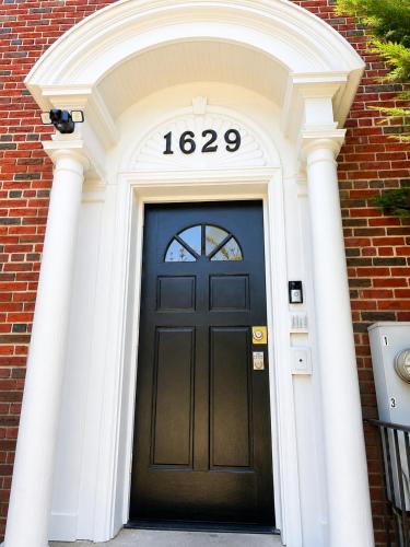 Fairlawn Apartment | holidays center house in downtown