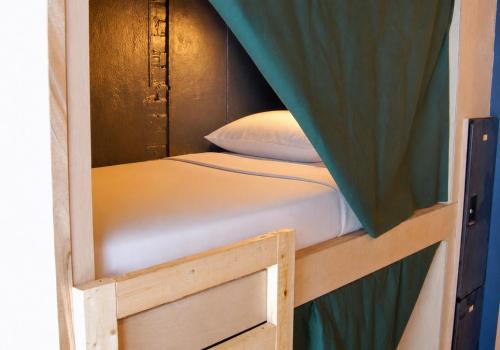 Downtown - Waterfront Hostel | Hostel du Nord