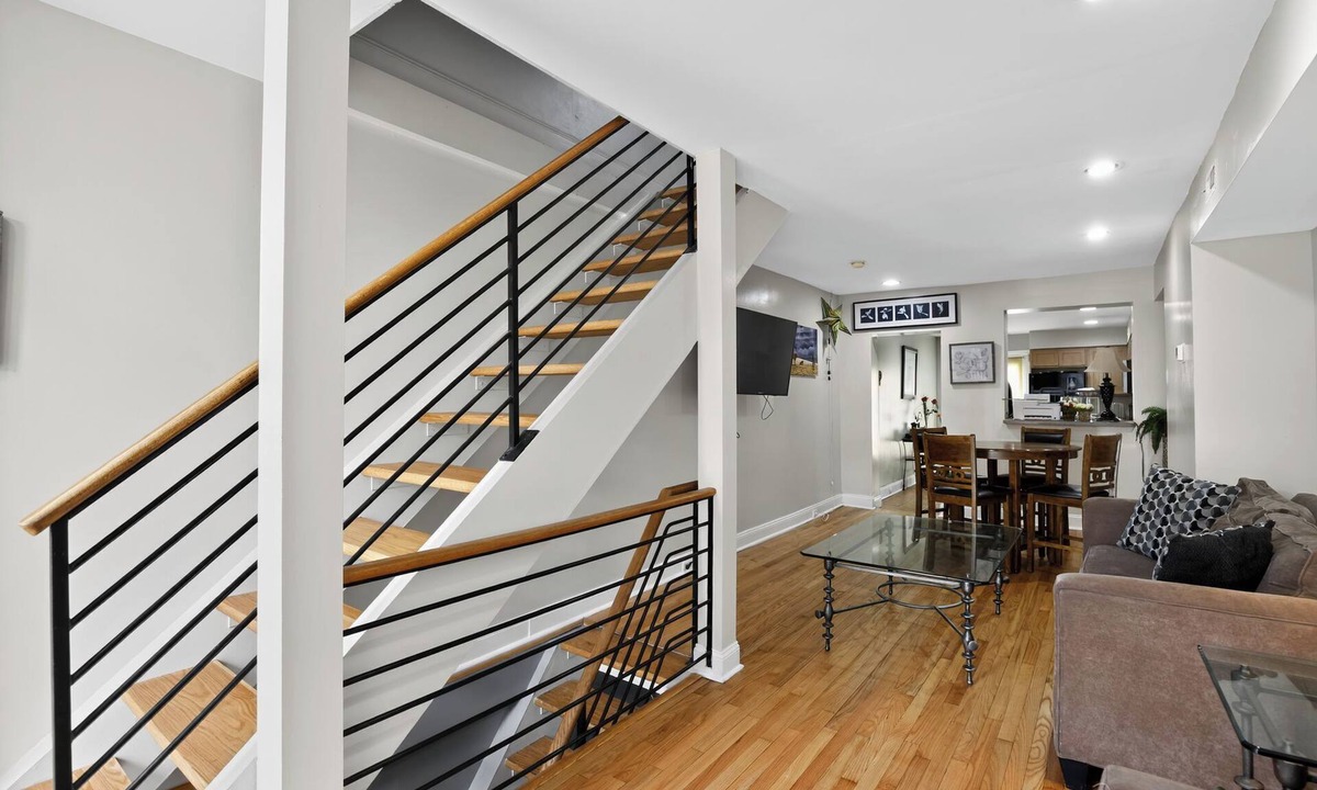 Canton House | Hudson house