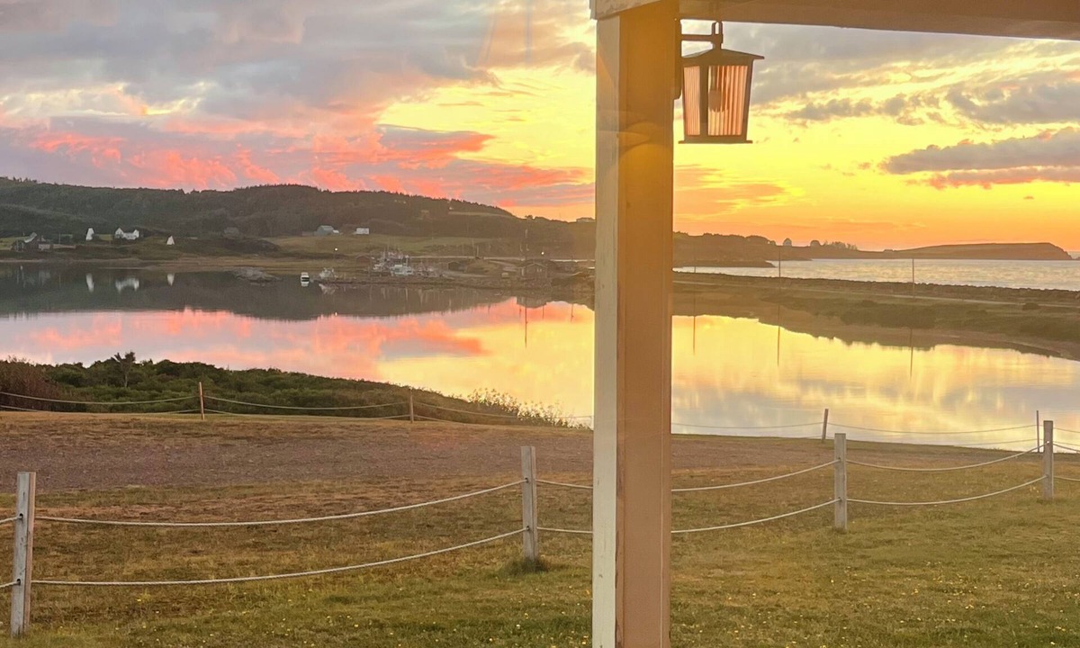 Belle Cote Hotel | Island Sunset Resort