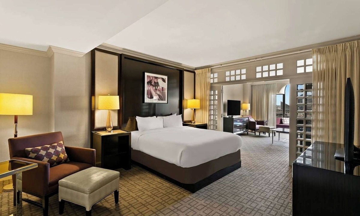 Downtown Baltimore Hotel | Just What You Were Looking For! Near CFG Bank Arena, Baltimore, Pet-Friendly