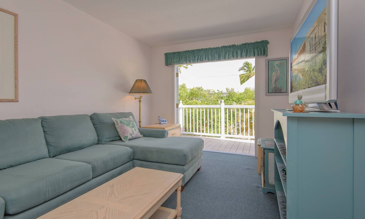Truman Annex Condo | Key West, Gated Truman Annex Condo, new Waterfront Park, and Ft. Zach Beach.