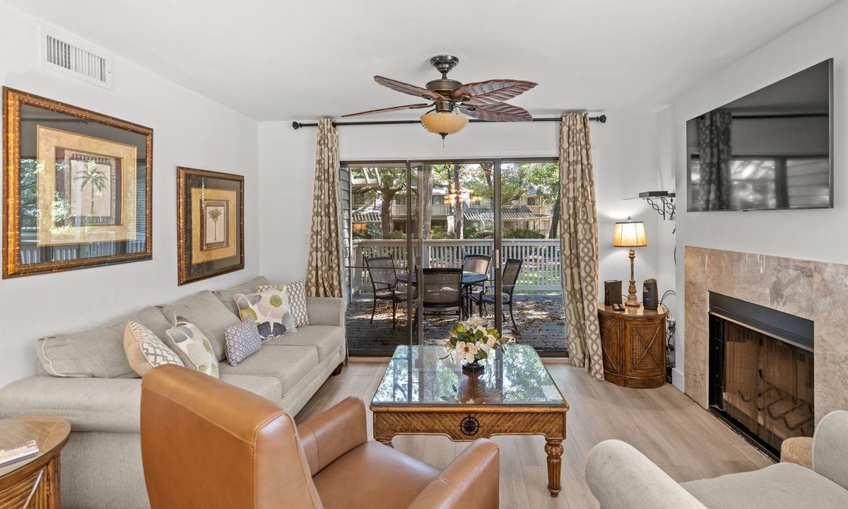 Arcadian Shores Villa | Kingston WHP 5C Ground level Villa w/pool/beach