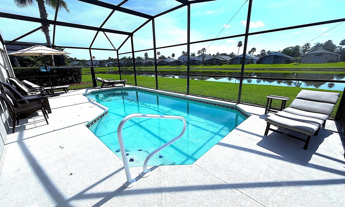 Lake Berkley Villa | Lake Berkley Villa, 5 Bed, 4 Bath, Lakefront, Private Pool, Games Room,