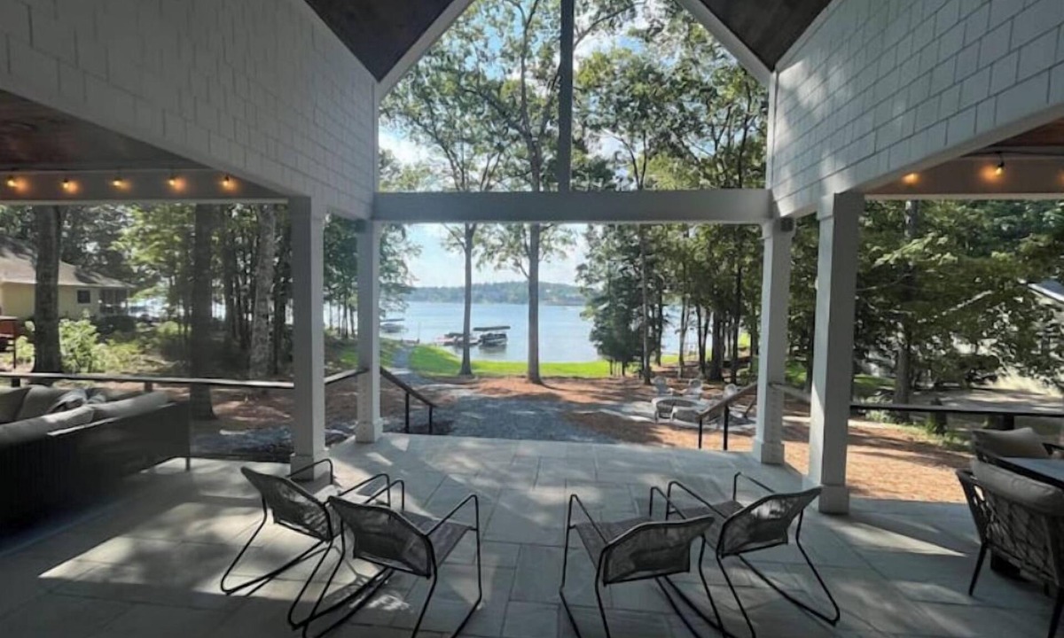 Eatonton House | Lake Oconee Georgia - Lakefront Retreat near University of Georgia & Augusta