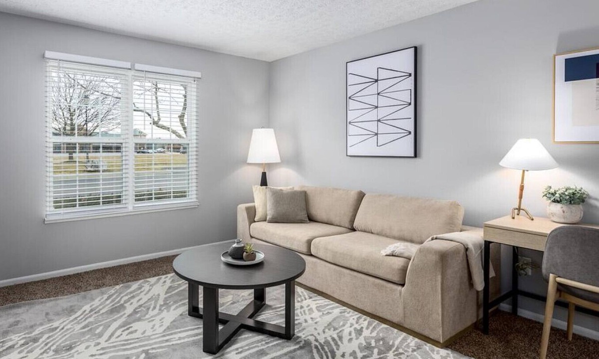 Lewis Center Apartment | Landing at Lake Club at Polaris - 1 Bedroom in Downtown Columbus