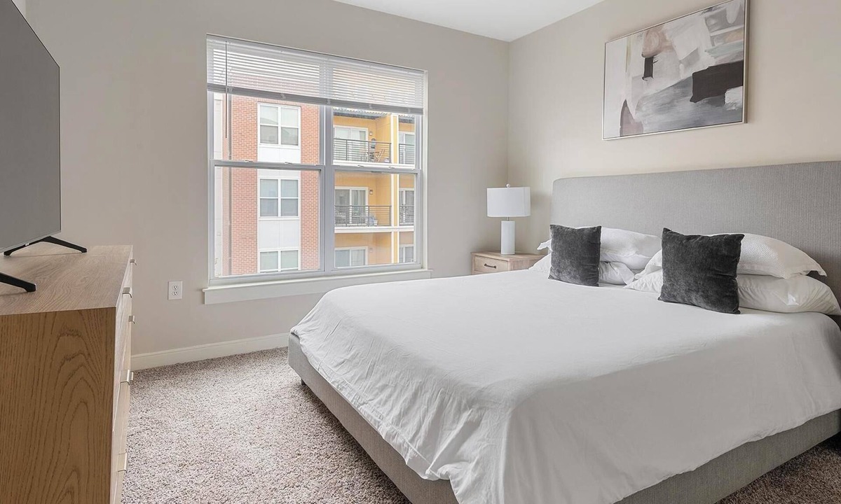 Chillum Apartment | Landing | Beautiful 2BD, Courtyard, Pool