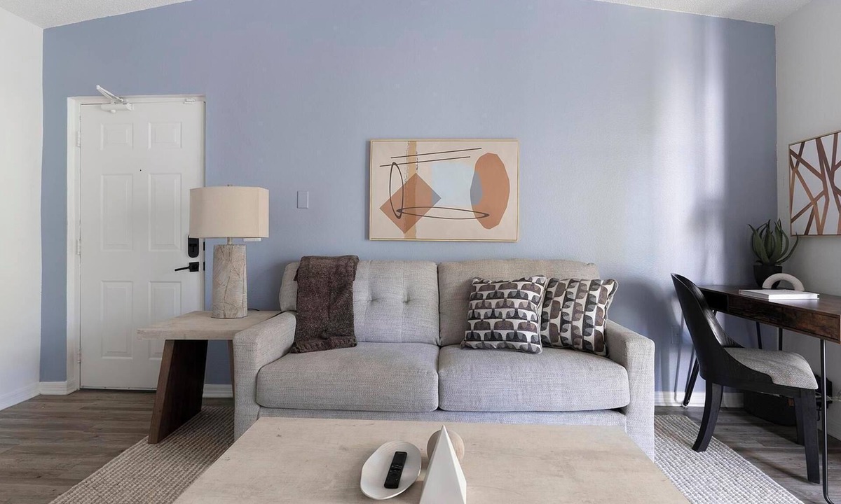 Fruitville Apartment | Landing | Chic 1BD, Clubhouse, Gym