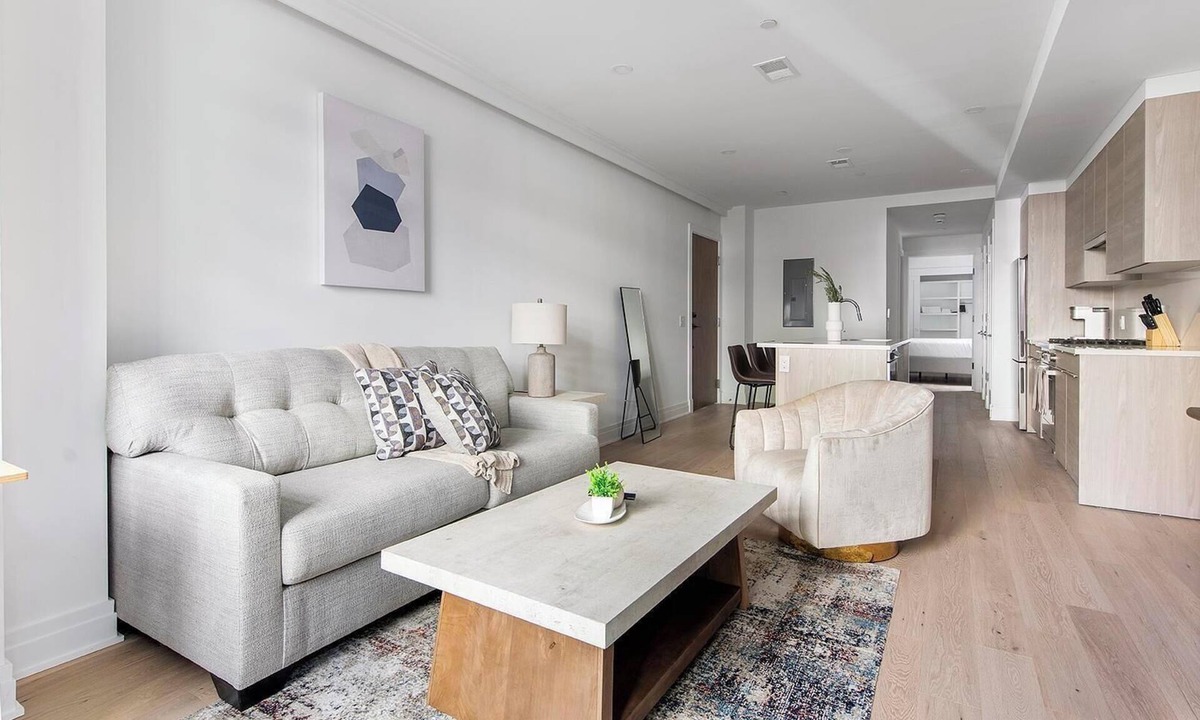 Mount Vernon Square Apartment | Landing | Stunning 1BD in Logan Circle