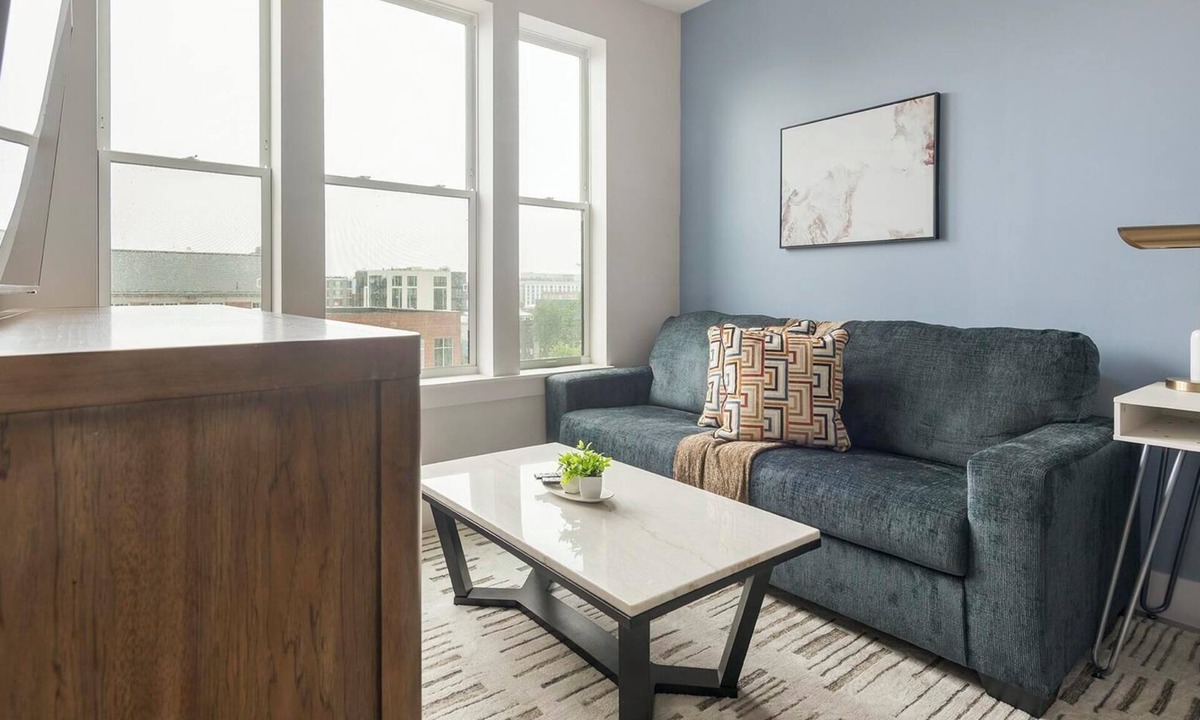 Cardozo Apartment | Landing | Stunning 1BD in Columbia Heights