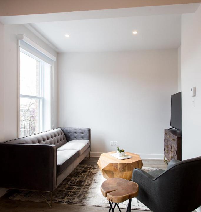 Mile End Apartment | Light Filled 2 Bdr Unit in Mile End by Den Stays