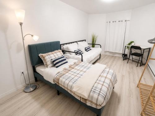 Glace Bay Bed & Breakfast | Louisbourg room & Aurora House