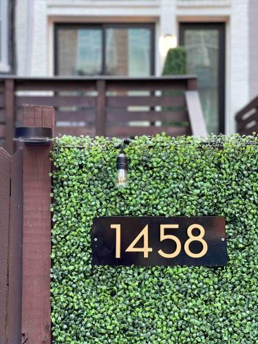 Logan Circle House | “LOVE SHACK” alley guesthouse in DC’s HOTTEST AREA