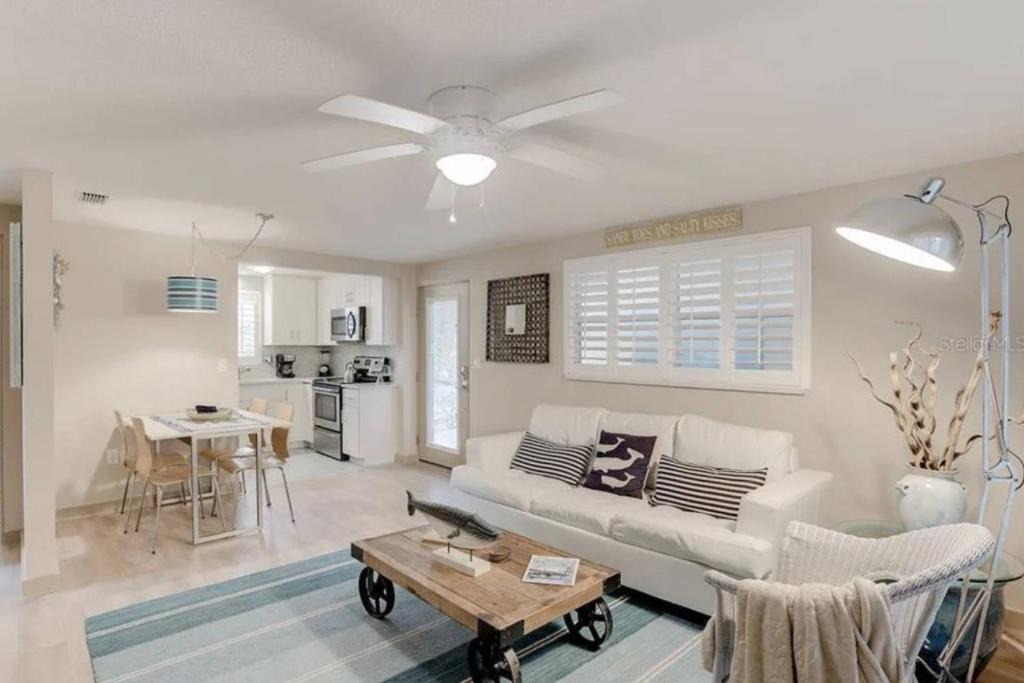Siesta Key House | Lulu's Crescent Cottage #2