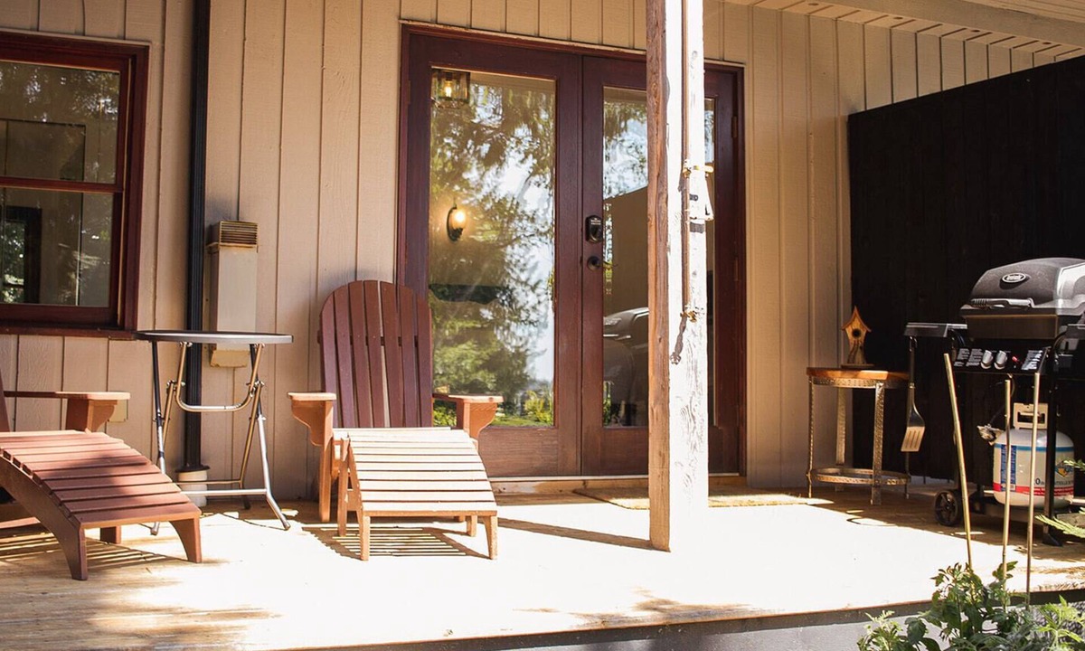 Tofino Hotel | Lunar Cove Inn