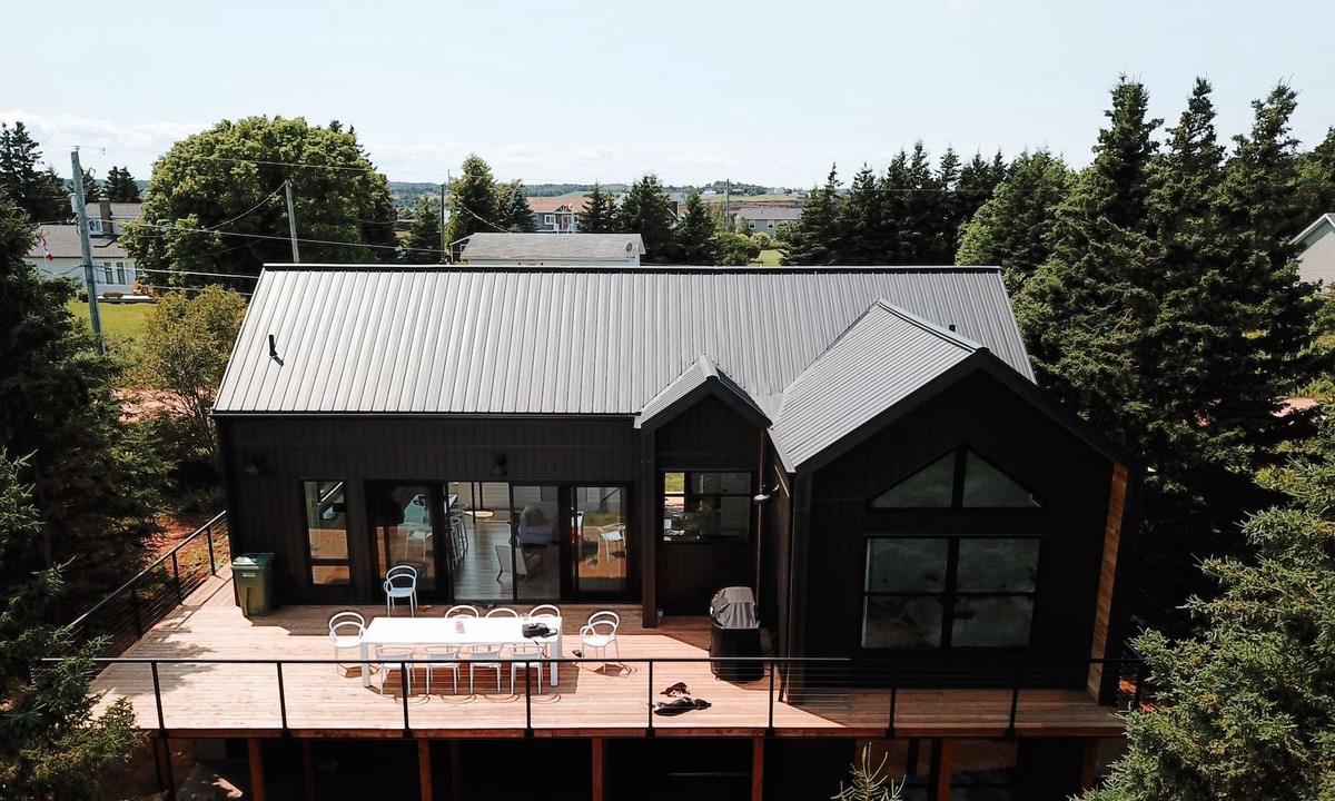 Bayview House | Lupine Cottage - Tranquil Oceanside Home in Cavendish