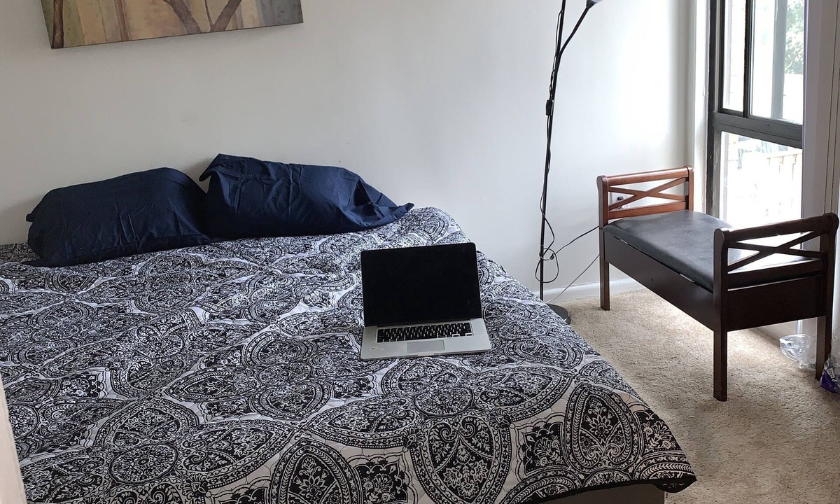 Mount Pleasant Condo | Luxurious condo Columbia heightsust events allowed