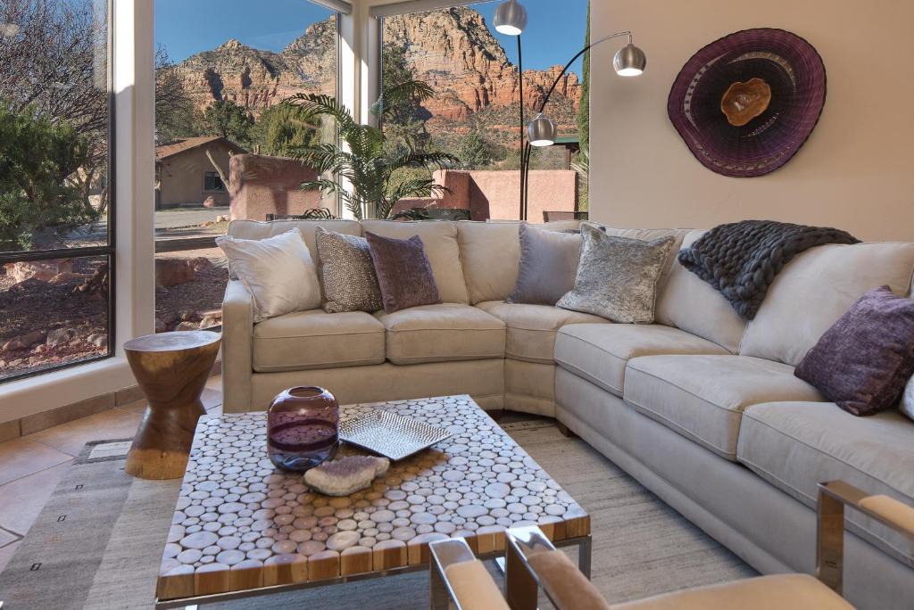 West Sedona Villa | Luxurious Red Rock Vista Villa