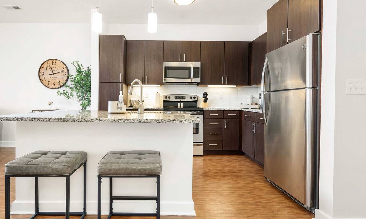Grandview Heights Apartment | Luxury 2-Bed in Grandview