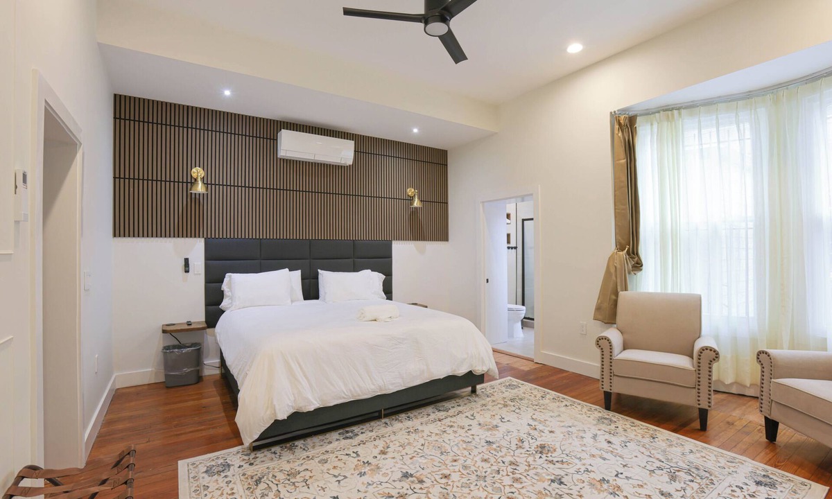 Dupont Circle Bed & Breakfast | Luxury 4BR Dupont Circle | Walk to Metro