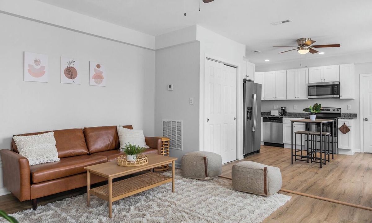 Port Covington Apartment | Luxury Federal Hill Retreat Near Hospitals: Walk to Harbor, Dining & Downtown