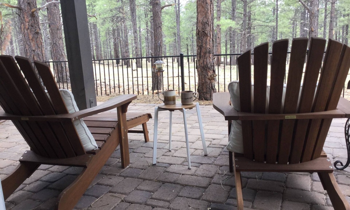 Flagstaff House | Luxury in the Pines, 5 mins to NAU, 10 mins to downtown, Dog with approval