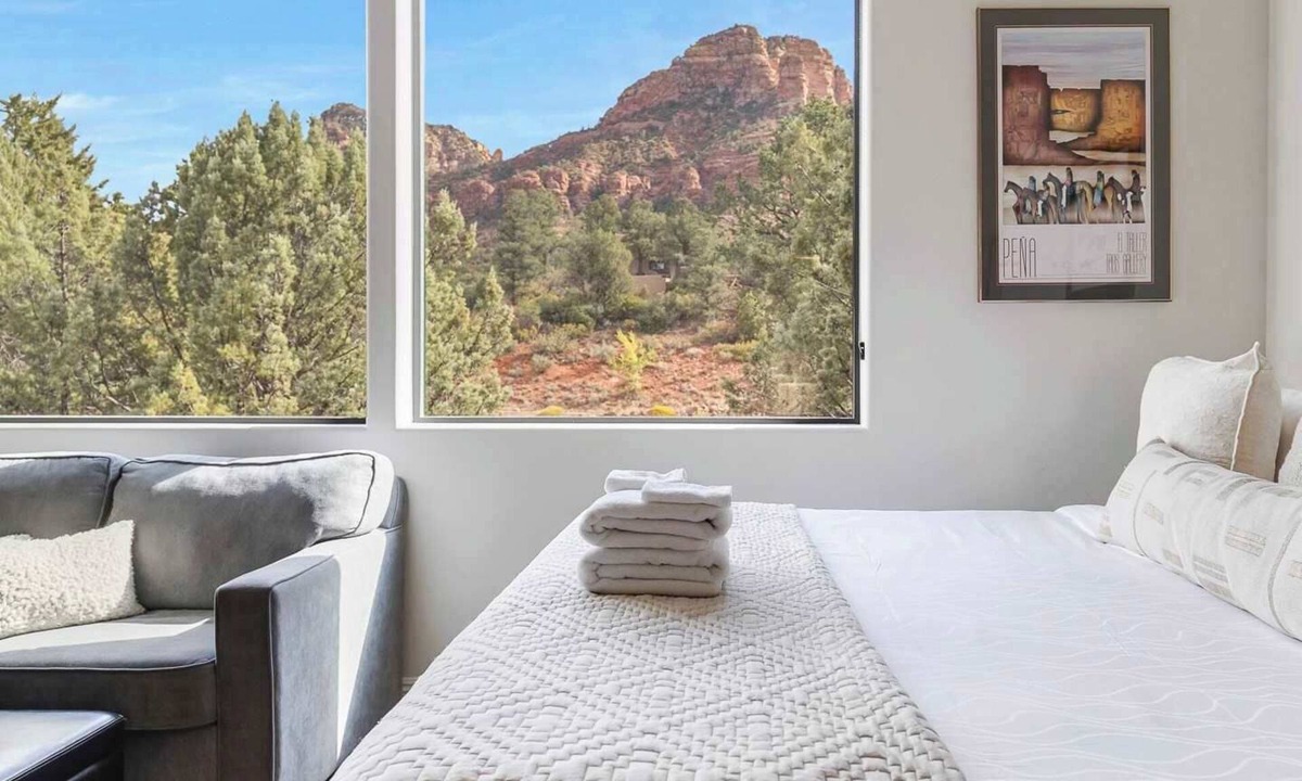 Sedona Villa | Mammoth Rock Retreat Villa-Sleeps 4