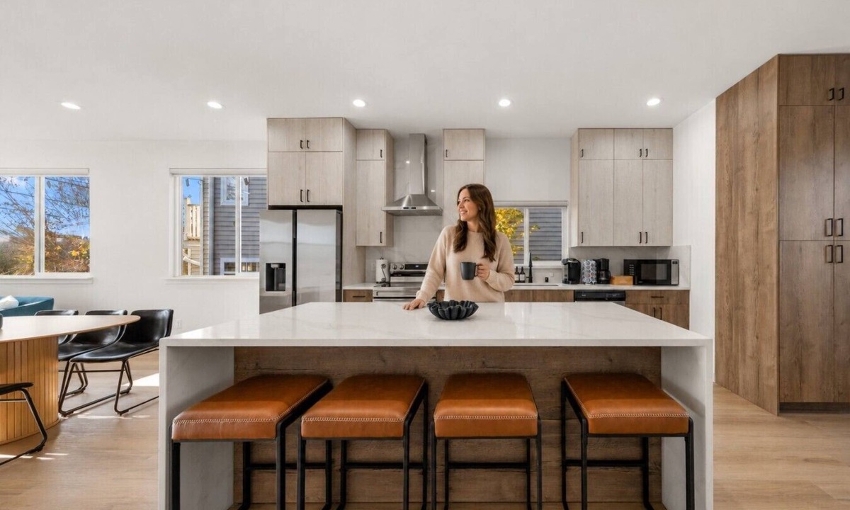 Judkins Park House | Modern Comfort in Seattle, 10 mins to downtown