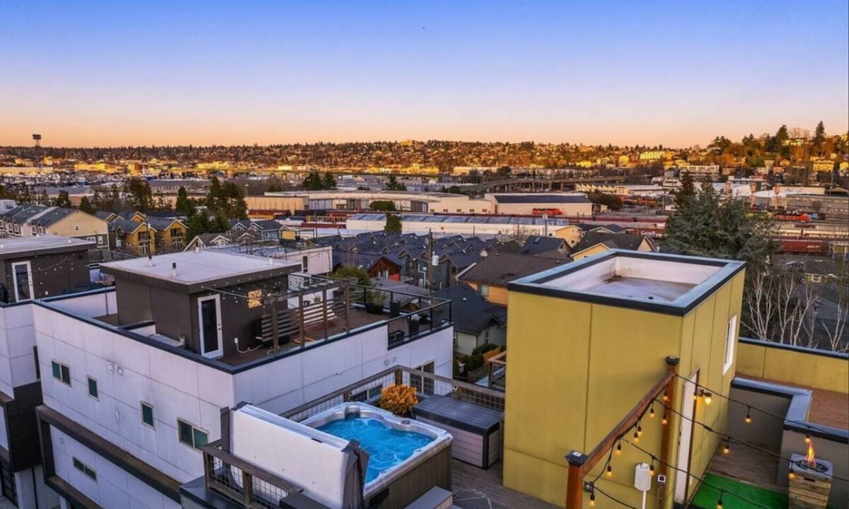Magnolia House | Modern House In Magnolia, Hot Tub, Rooftop Patio!