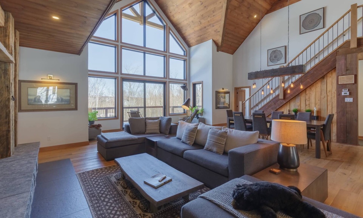 Morin Heights Ski Chalet | Mountain Chalet with Hot Tub, Sauna & 4K Cinema