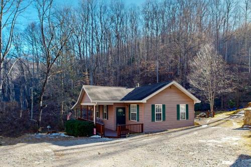 Sylva House | Mountain Hideaway