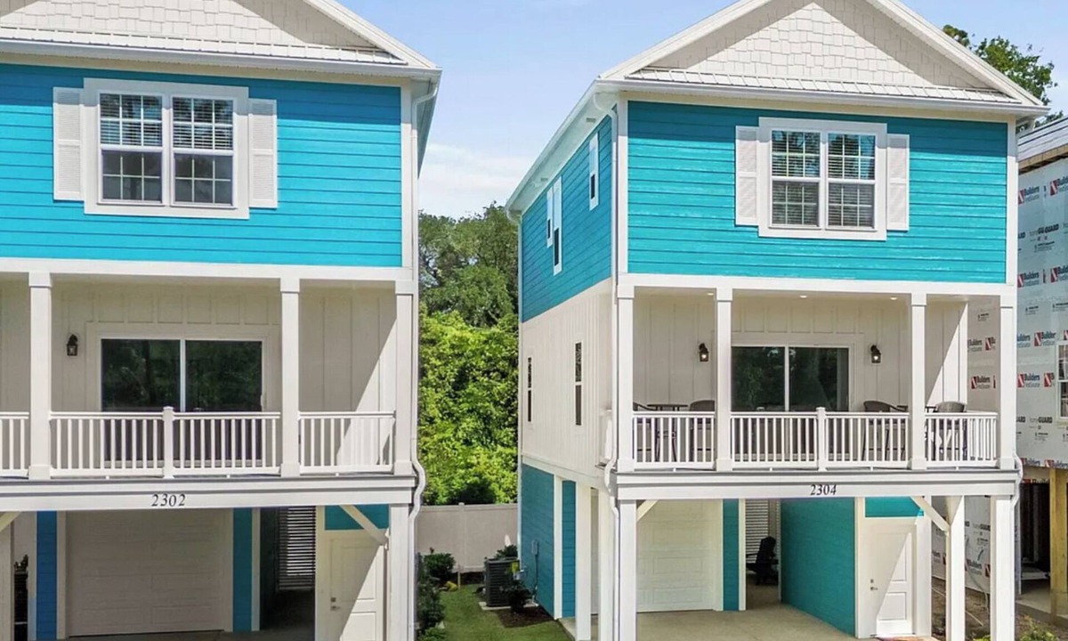 Myrtle Beach House | New 4-Bedroom Steps from Beach,Shops,Dining, Airport,Mall & EV Level 2 Charger!