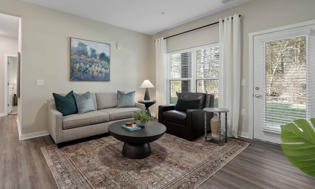 Westerville Apartment | New Albany 2BR | Near Intel + Easton | Pets OK
