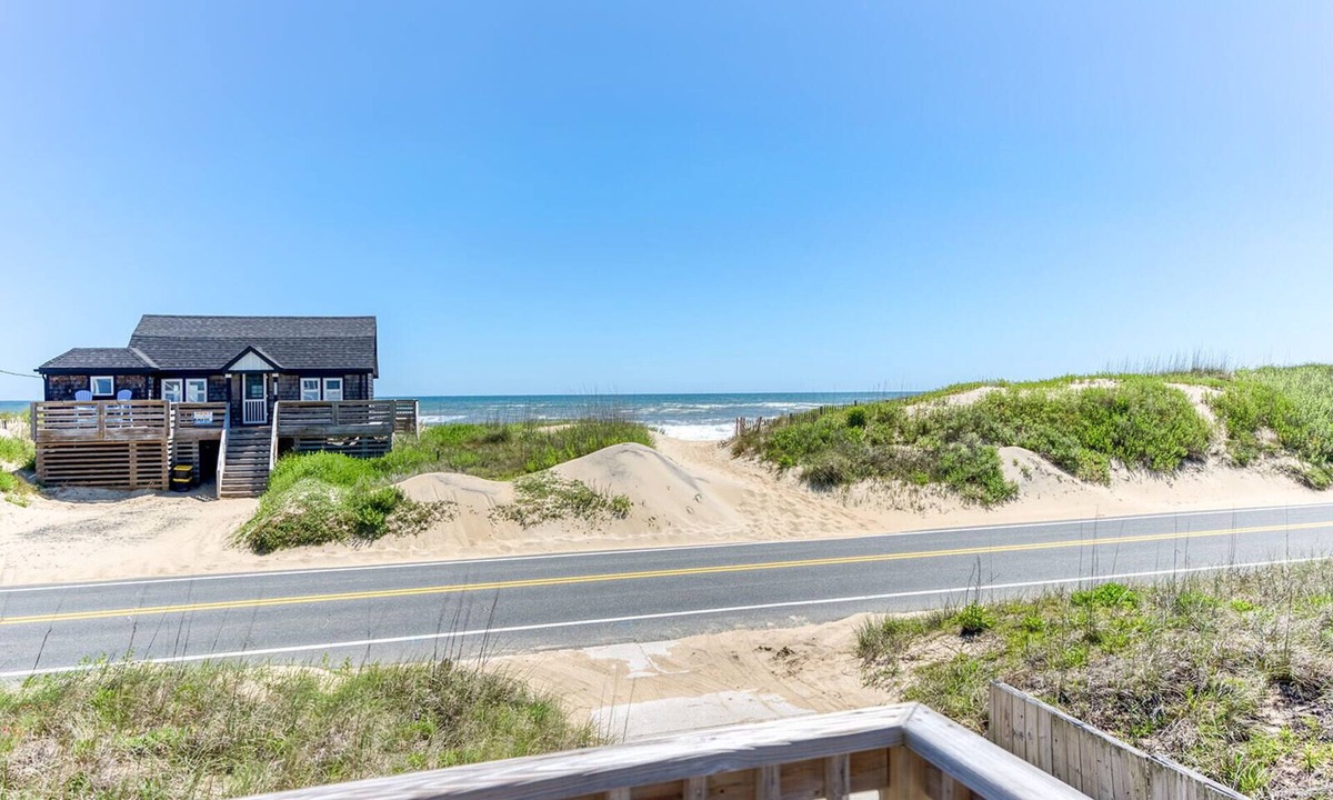 Kitty Hawk Cottage | New Listing: Ocean views & ocean breeze, vacation @ Our Island In The Sun