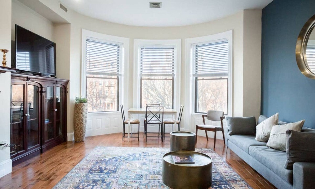 Fenway–Kenmore Apartment | Newly renovated in a prime location in Kenmore Square. Walking distance to Downtown + Universities