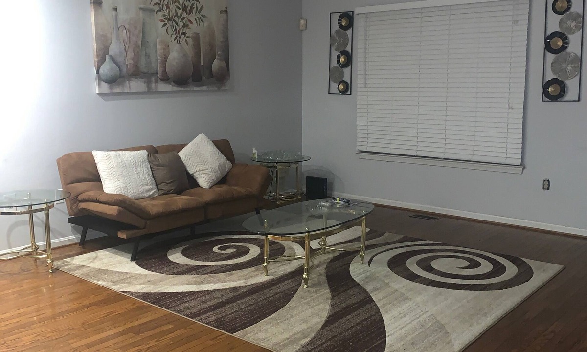 Odenton House | Nice clean townhome in the middle of everything mall, airport, DC, Baltimore ect