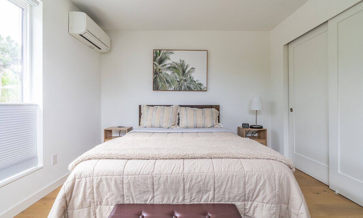 Phinney Ridge House | North Seattle Townhouse