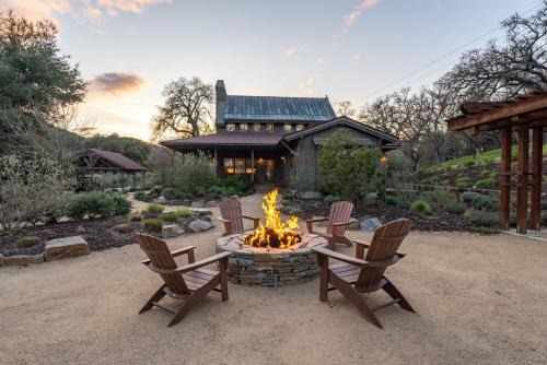 Paso Robles House | Oaks & MadeiraA Luxury Wine Escape in Paso Robles