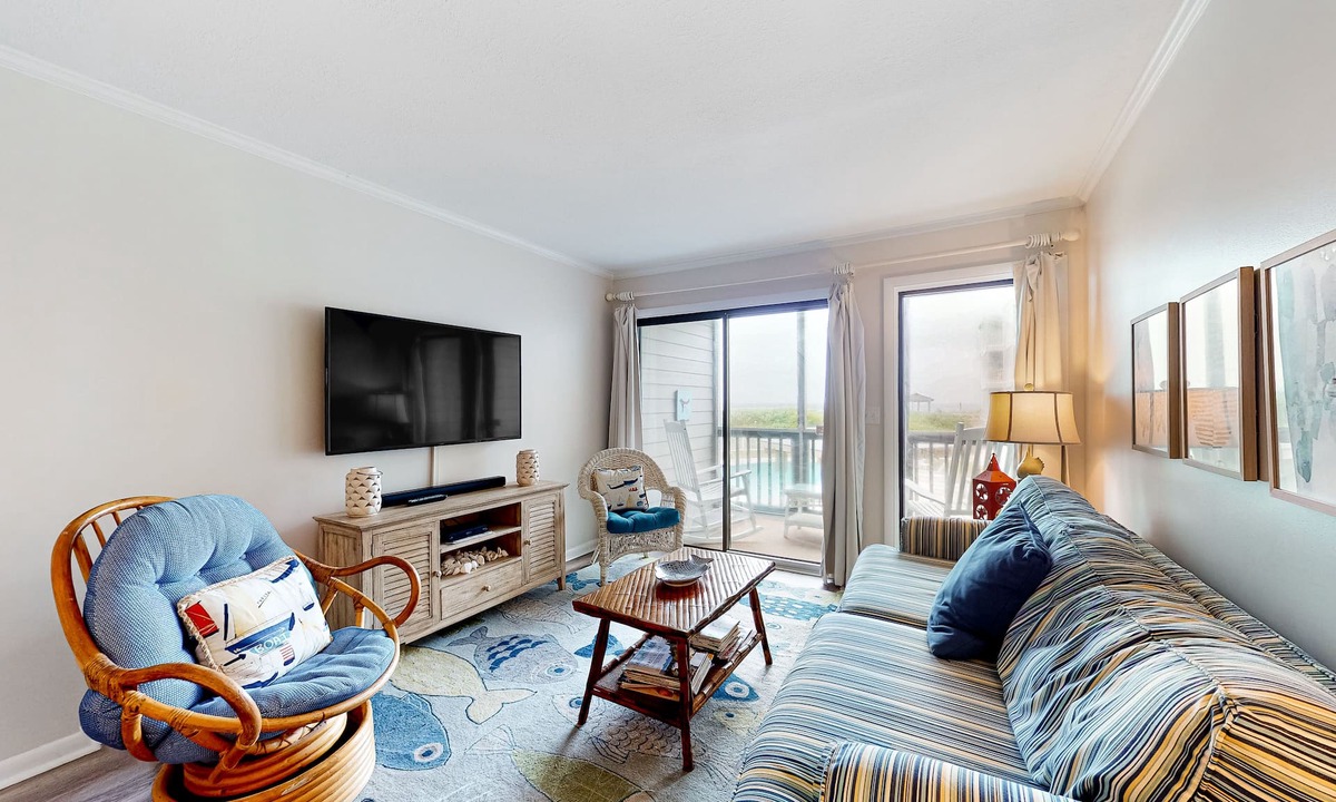 Atlantic Beach Condo | Oceanfront, First-Floor Condo with Lovely View, Balconies, WiFi & Shared Pool