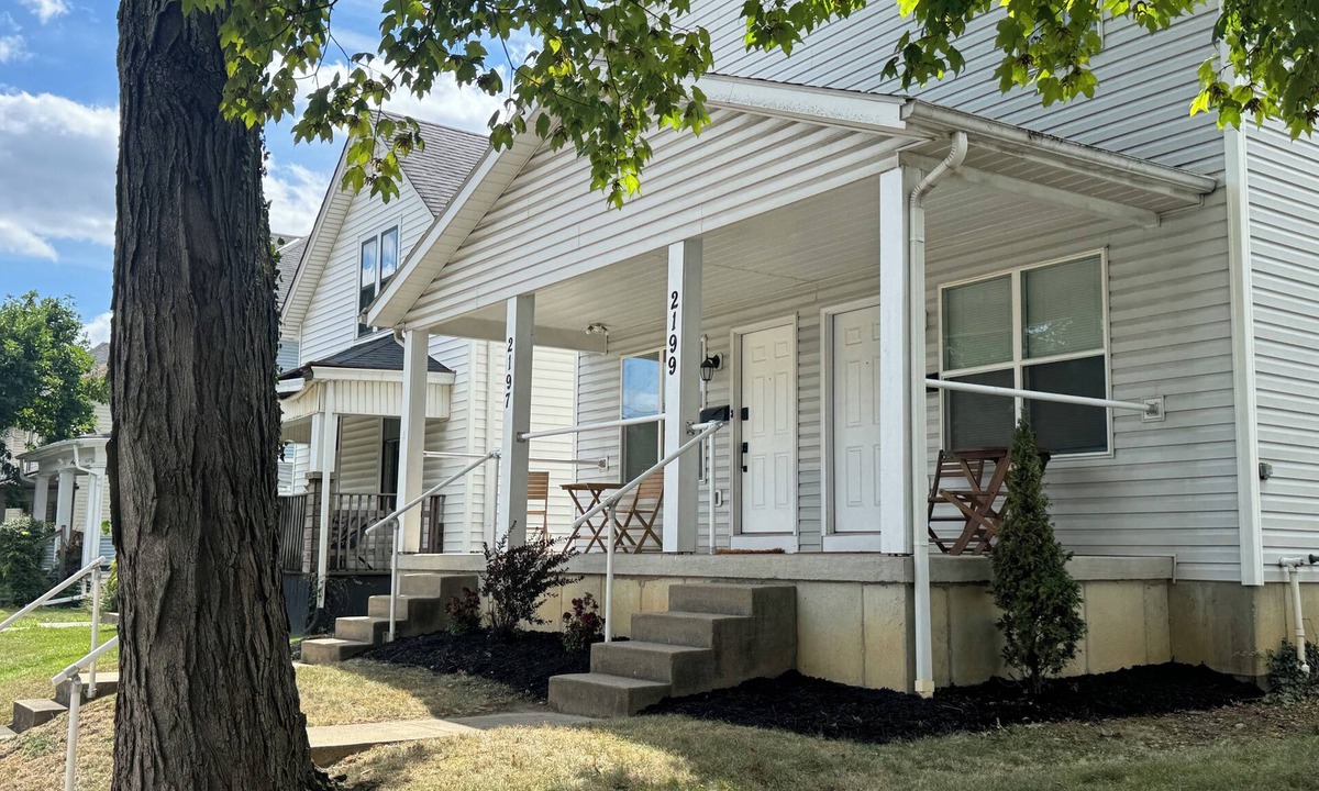 Old North Columbus House | OSU Campus Area Cozy Townhome