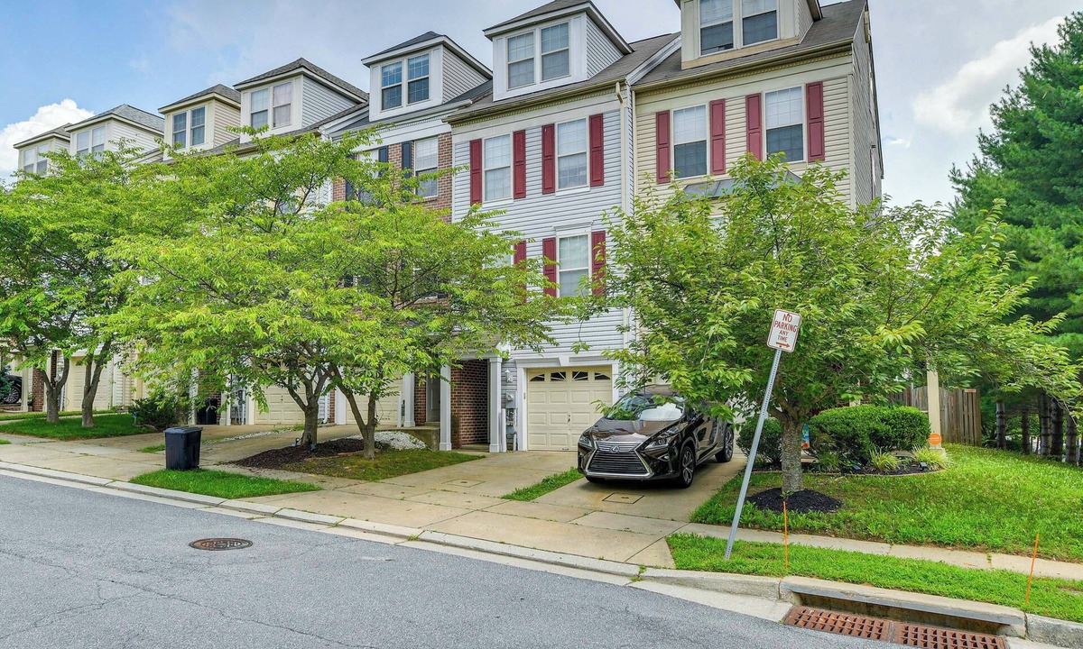 Owings Mills House | Owings Mills Townhouse: 8 Mi to Liberty Reservoir!