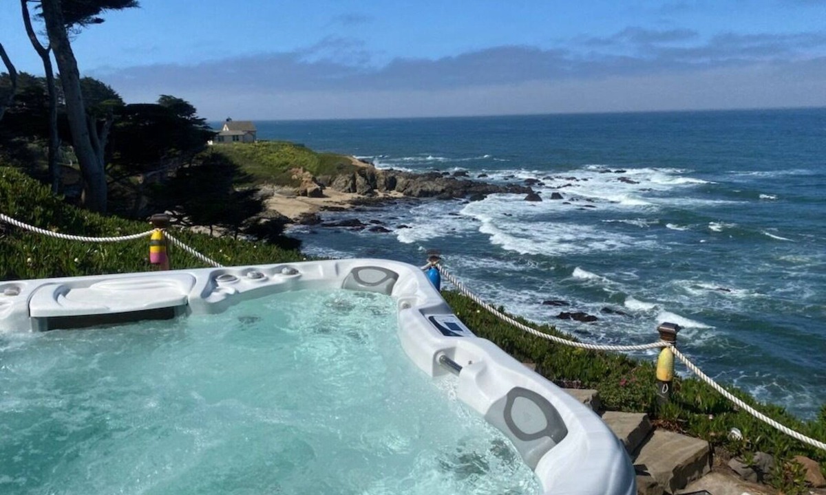Montara House | Pacific Oceanfront - Marvelous 2-bedroom house in Montara with stunning views
