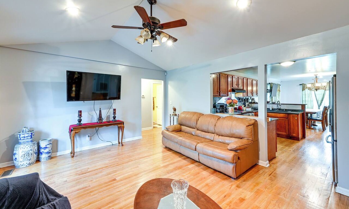 Ernul Cottage | Peaceful Getaway in Blonts Creek Near Washington