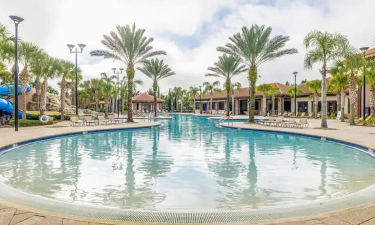 Loughman Villa | Perfect Disney Vacation! Waterpark, Lazyriver!