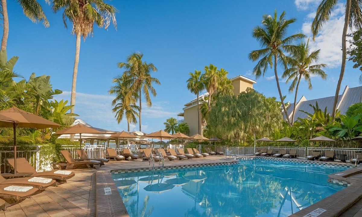 Historic Seaport Hotel | Pet-Friendly Coastal Retreat in Key West with Private Beach Access