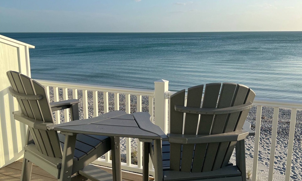 Cape Haze House | Pet friendly, on the beach, paddle boards, kayaks, bikes