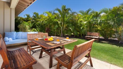 Kamuela House | ❤PiH❤ HARMONY VILLA FREE Resort Pool Waterslide Passes 3 Full Bathrooms Bikes