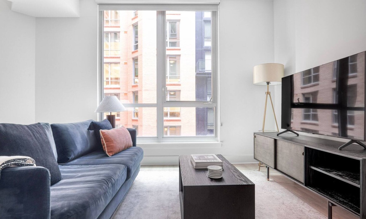 NoMa Apartment | Premium NoMa Jr 1BR w/W/D, Concierge & Gym, nr Metro, by Blueground